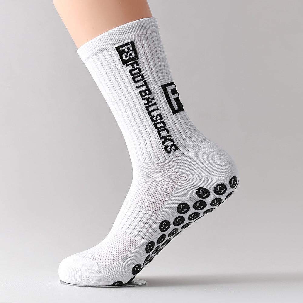 Calcetines deportivos para hombre con adhesivo de puntos de nailon para un agarre antideslizante.