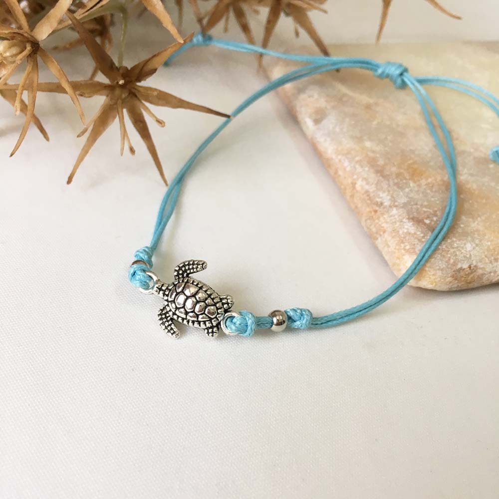 Tobillera con colgante de tortuga y cuerda trenzada de moda para mujer