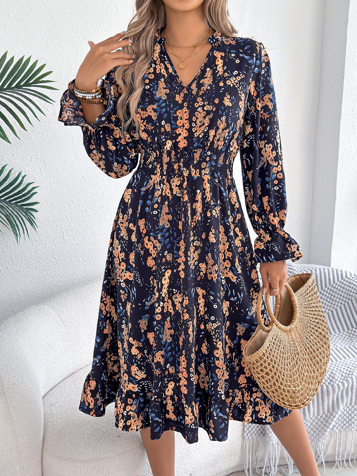Vestido informal de corte A con estampado floral, mangas acampanadas y cintura anudada para mujer
