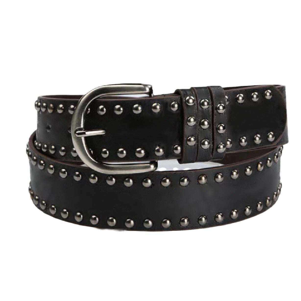 Cinturón de piel suave para mujer con hebilla y remaches decorativos.