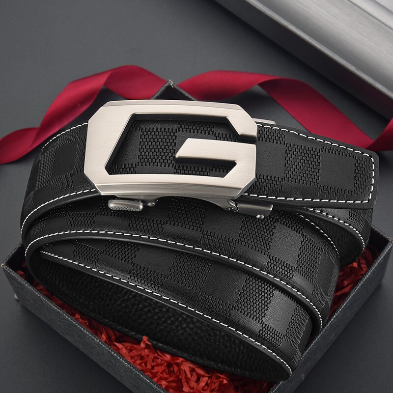 Cinturón de cuero para hombre con letras