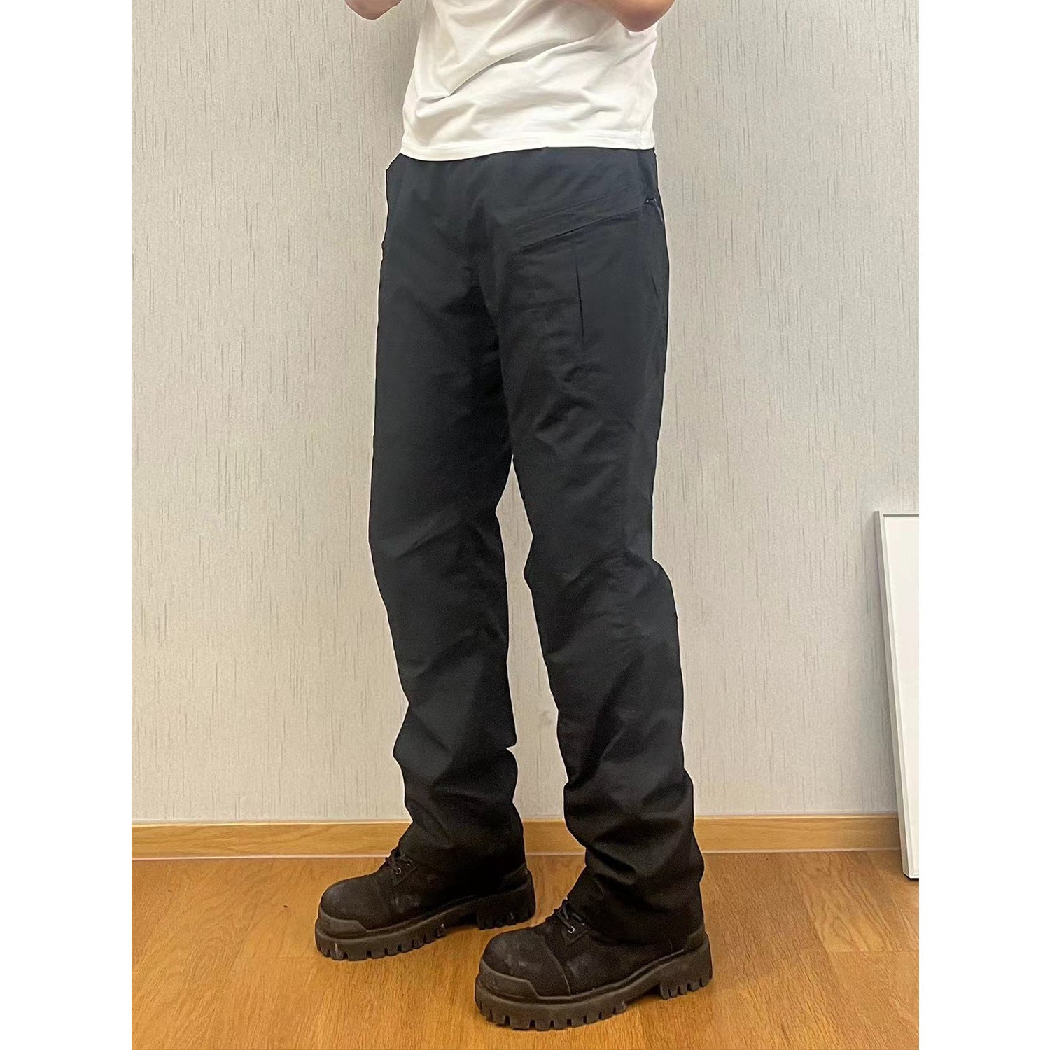 Pantalones de asalto tácticos de estilo militar con múltiples bolsillos