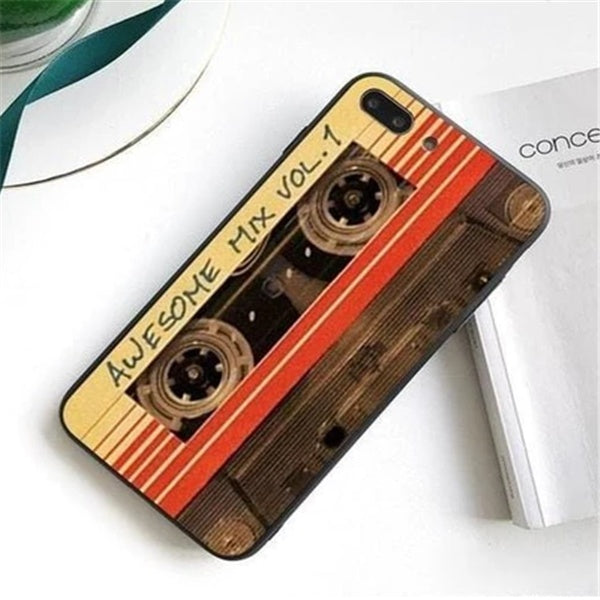 Funda de teléfono con cinta adhesiva