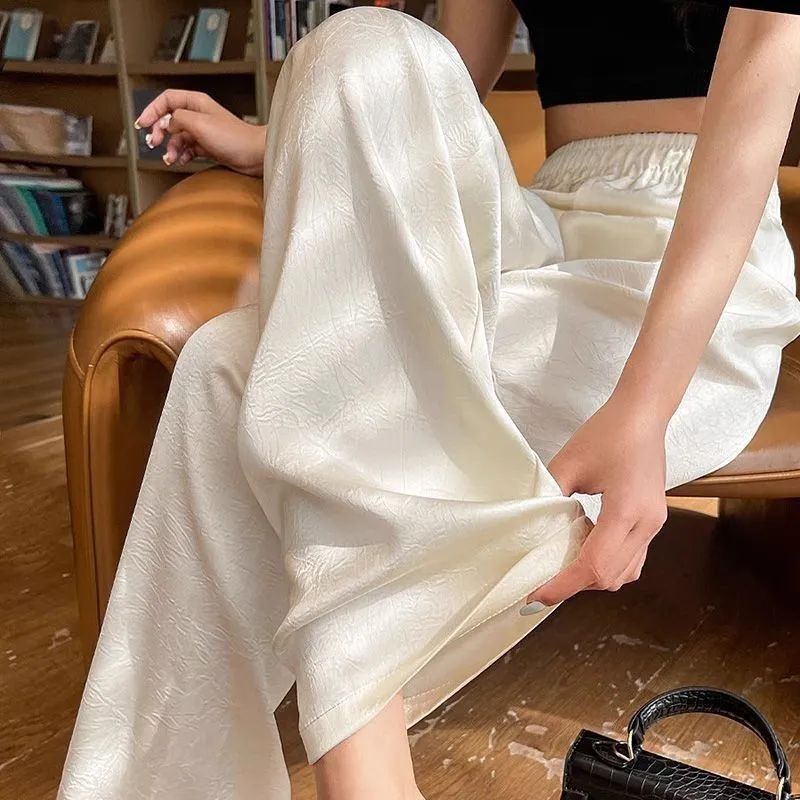 Pantalones de satén jacquard de pierna ancha de seda de hielo estilo chino para mujer