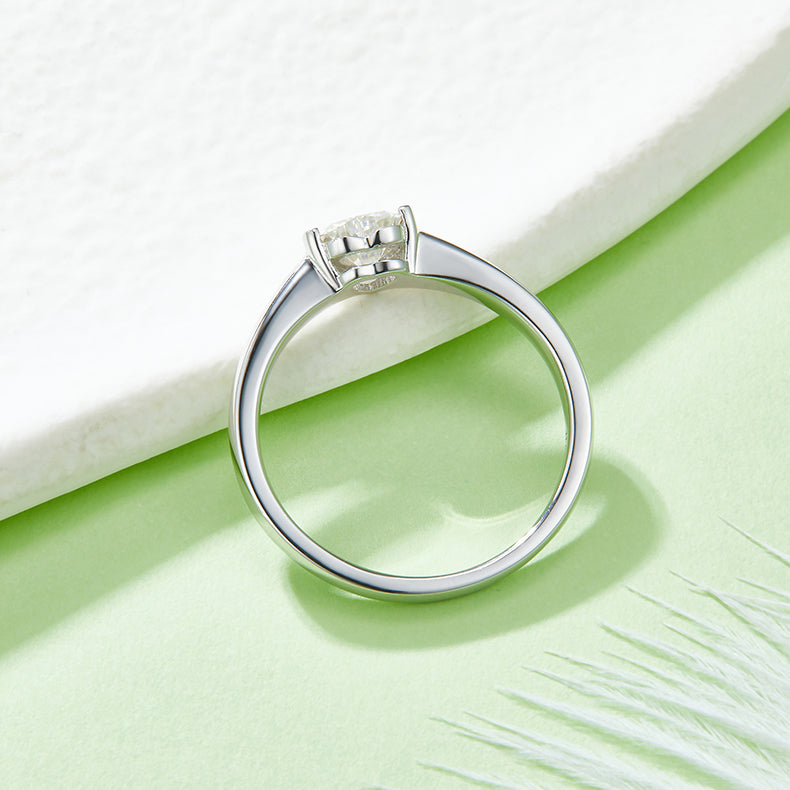Heart-shaped Moissanite Set With Top-quality Moissanite Luxury And Fashionable Light Luxury Jewelry Silver Ring S925 Silver-plated Platinum