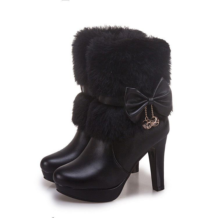 Botas cortas con cuello de piel y lazo para jinete