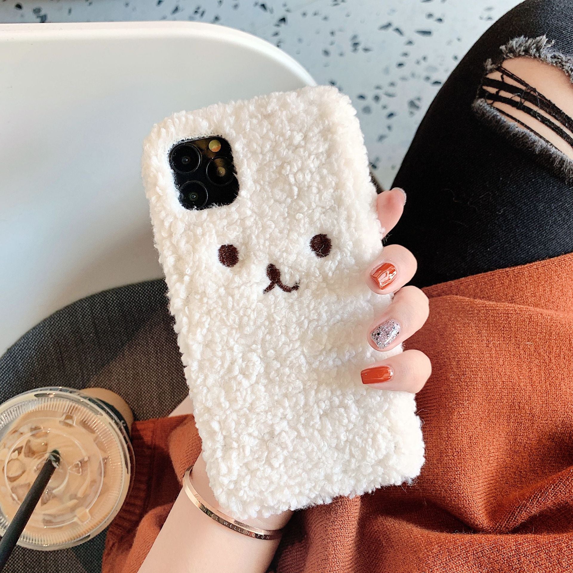 Funda para teléfono con bordado de oso de peluche de dibujos animados