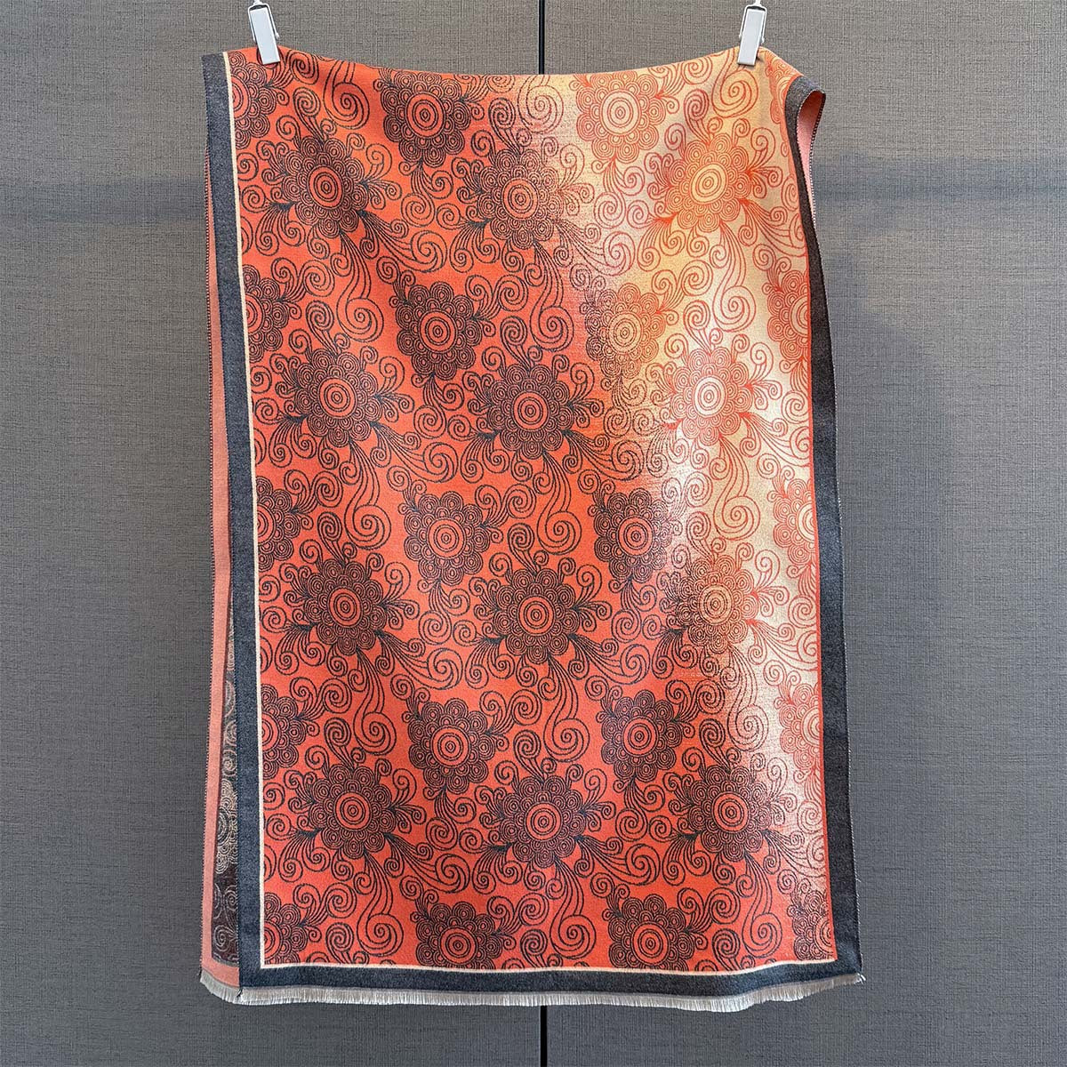 Patchwork Color-block Design Vintage-print Neck Scarf
