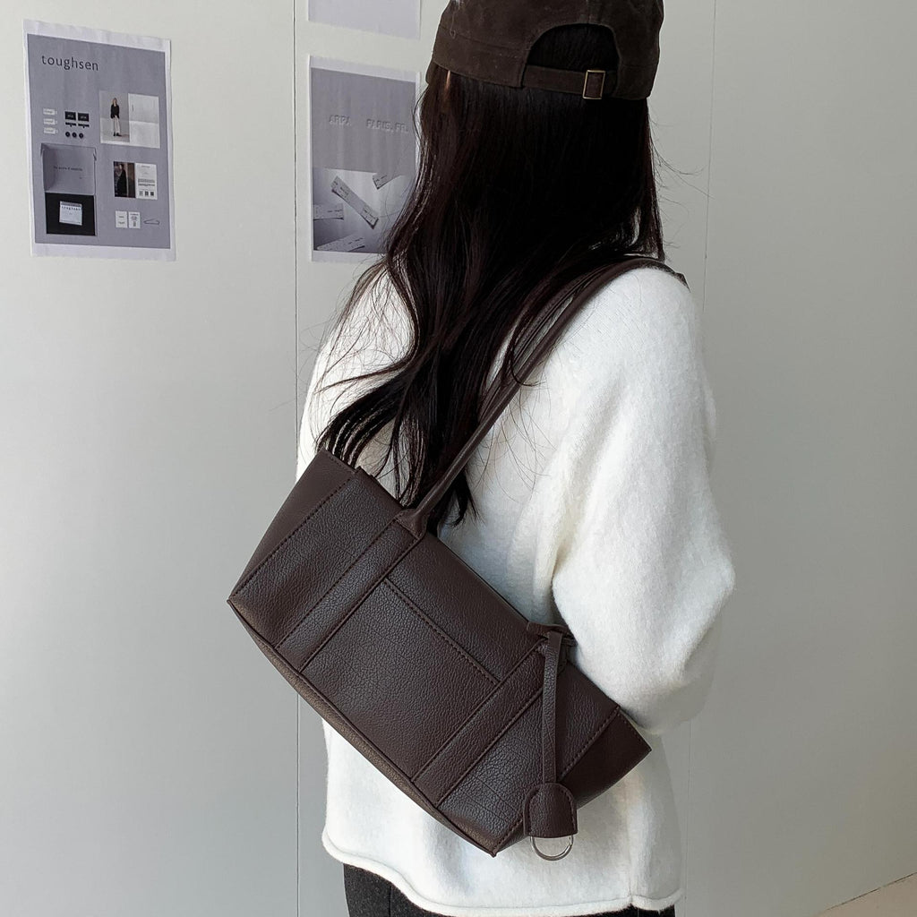 Nuevo bolso retro de gran capacidad para axilas, fabricado en piel sintética.