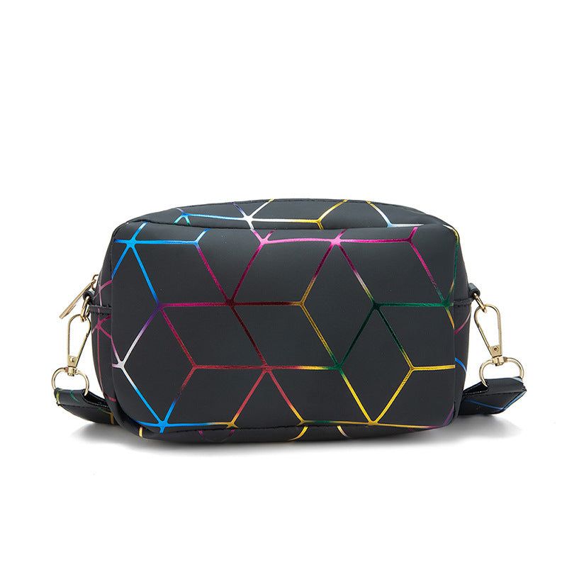 Bolso para cámara con correa de letras, estampado geométrico radiante y colorido