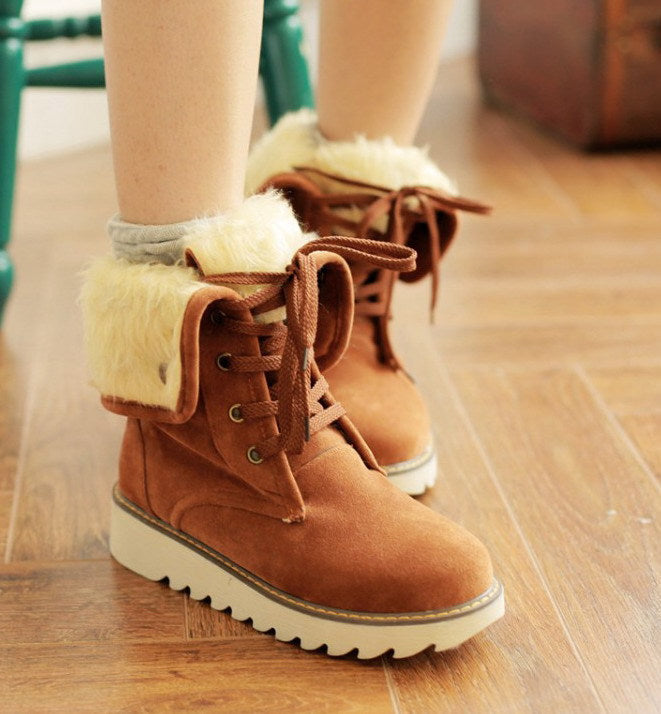 Botas de piel escarchada, botas de nieve, botas con cordones
