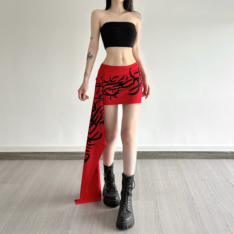 Nueva falda asimétrica de cintura alta para mujer que realza la figura con un estampado moderno.