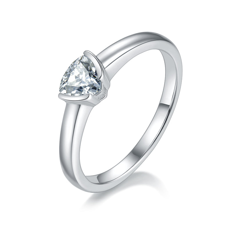 Triangular Moissanite Set With Top-quality Moissanite Luxury And Fashionable Light Luxury Jewelry Silver Ring S925 Silver Electroplated With Platinum
