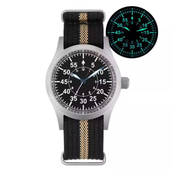 Reloj militar retro con segundero de cuarzo