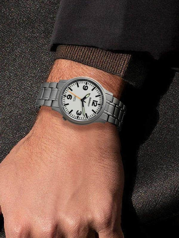 Reloj Bernie de cuarzo de aleación de titanio para hombre, resistente al agua y muy luminoso.
