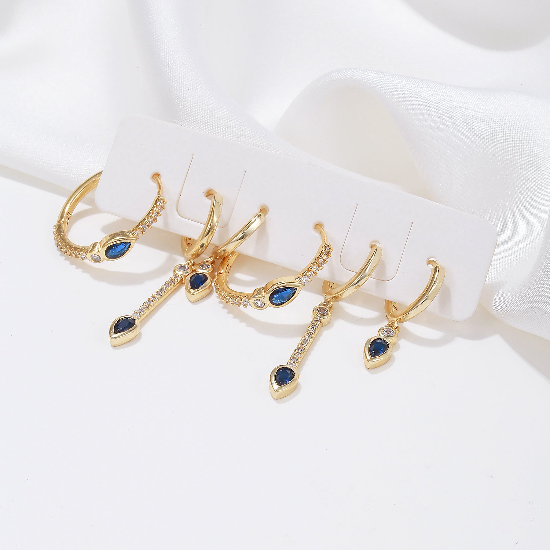 Stylish Blue Zircon Heart-shaped Earrings Exude A Touch Of Understated Luxury