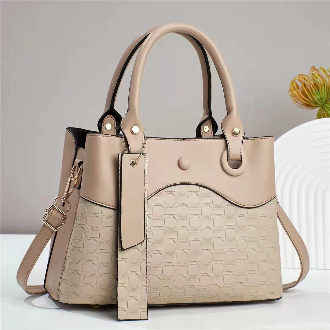 Amplio bolso bandolera para mujer en un elegante estilo coreano.