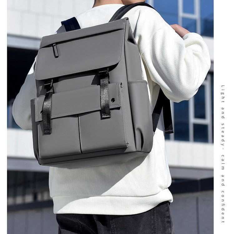 Mochila para hombre con diseño minimalista e informal y elegante