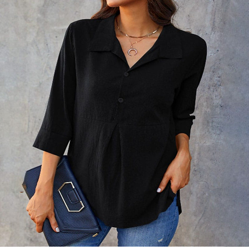 Camisa de mujer de color liso con cuello de solapa, abertura y peplum, manga tres cuartos