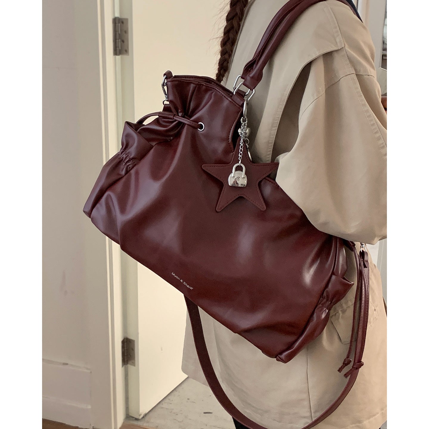 Bolso de mano estilo motero vintage de gran capacidad para mujer