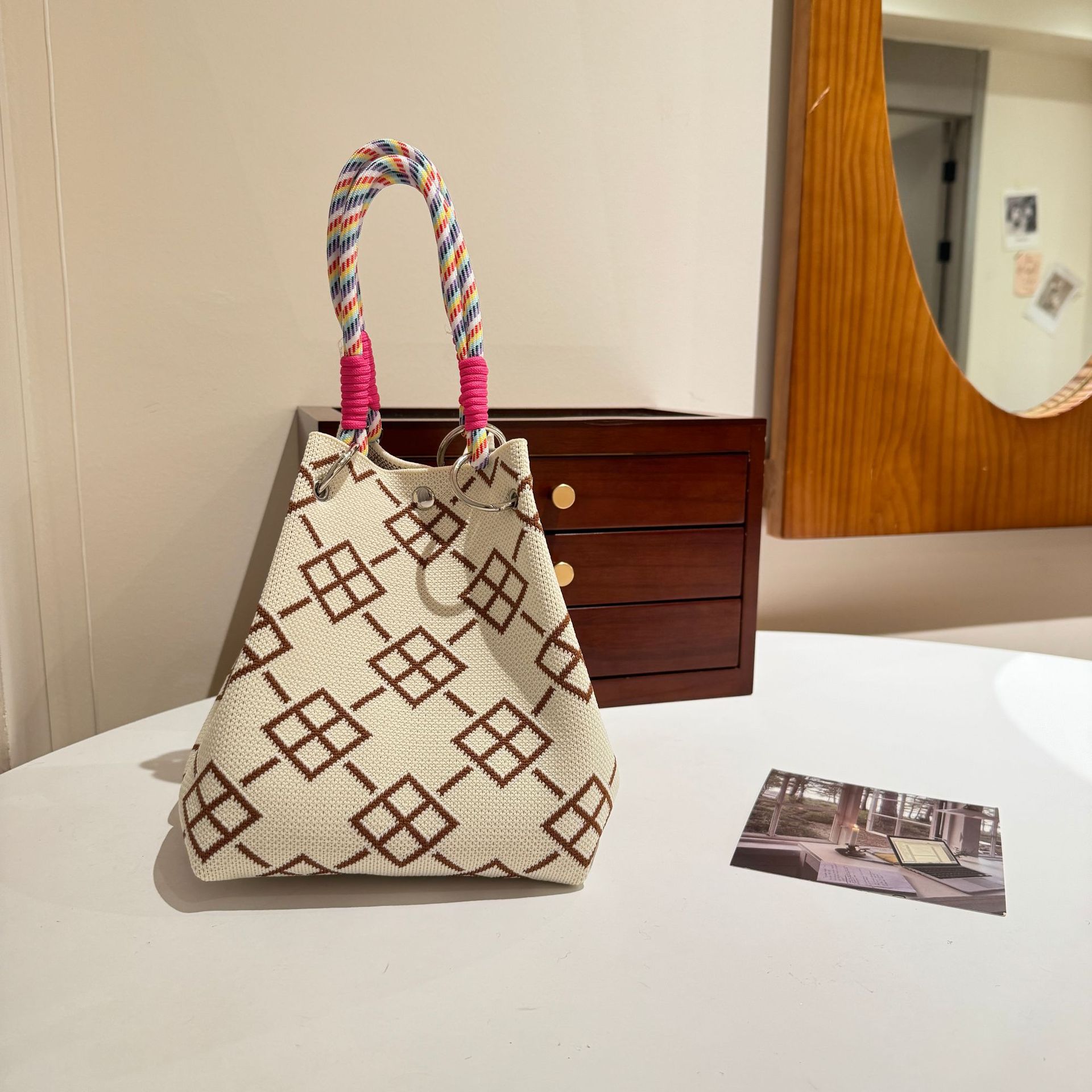 Bolso tote de punto rojo para mujer con cierre magnético y gran capacidad.