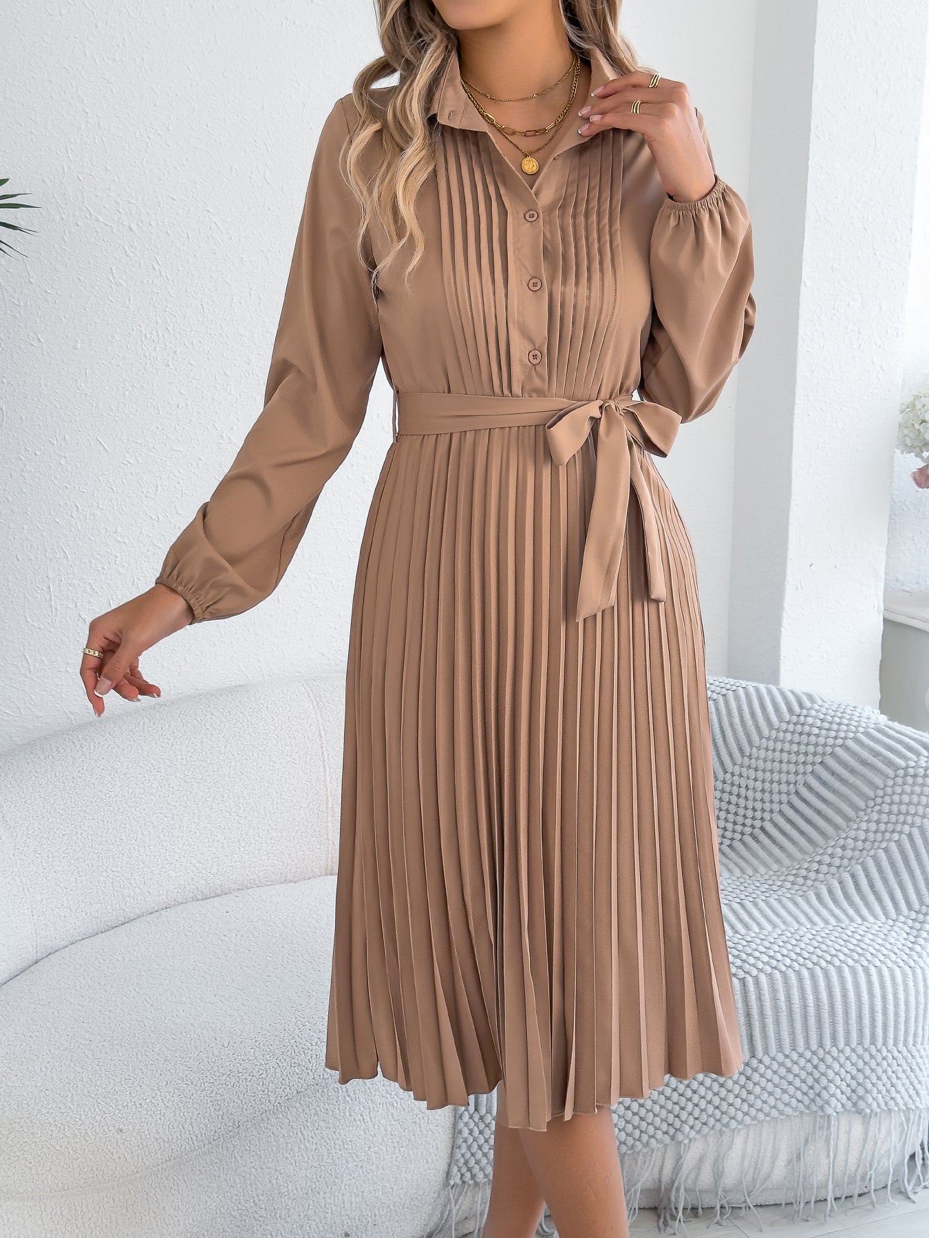 Vestido plisado elegante de color liso con solapa, manga larga y lazo en la cintura para mujer