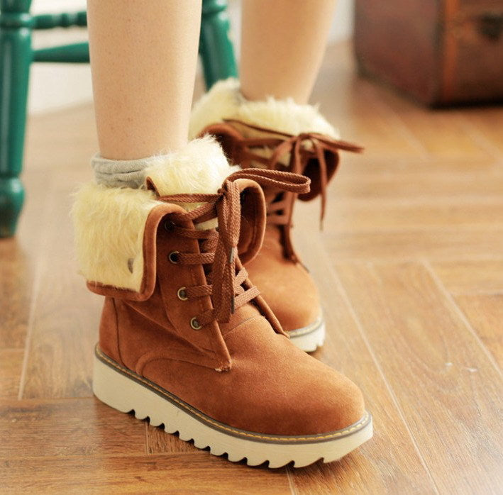 Botas de piel escarchada, botas de nieve, botas con cordones