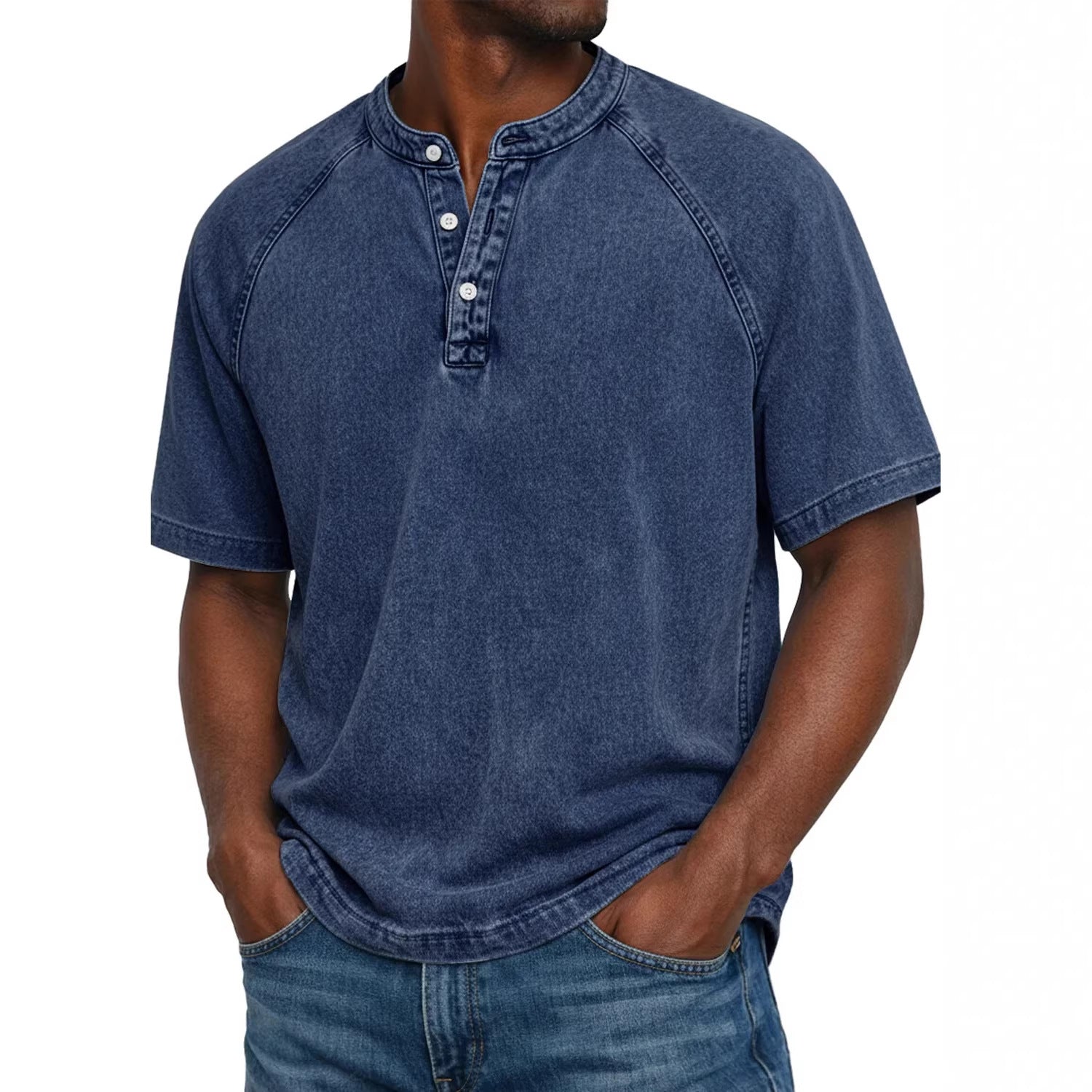 Camiseta de manga corta con cuello redondo desgastado