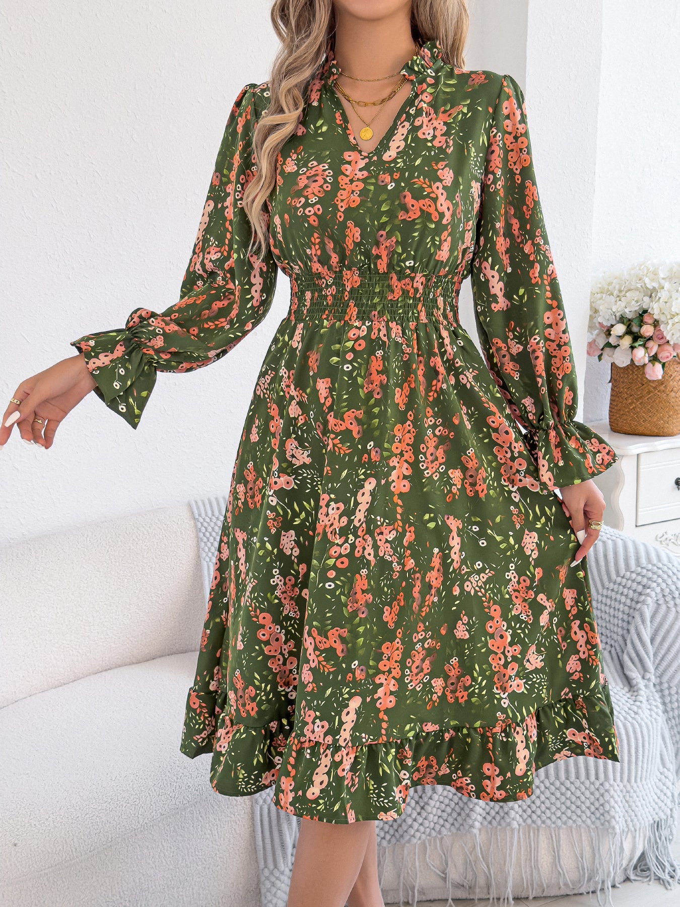 Vestido informal de corte A con estampado floral, mangas acampanadas y cintura anudada para mujer
