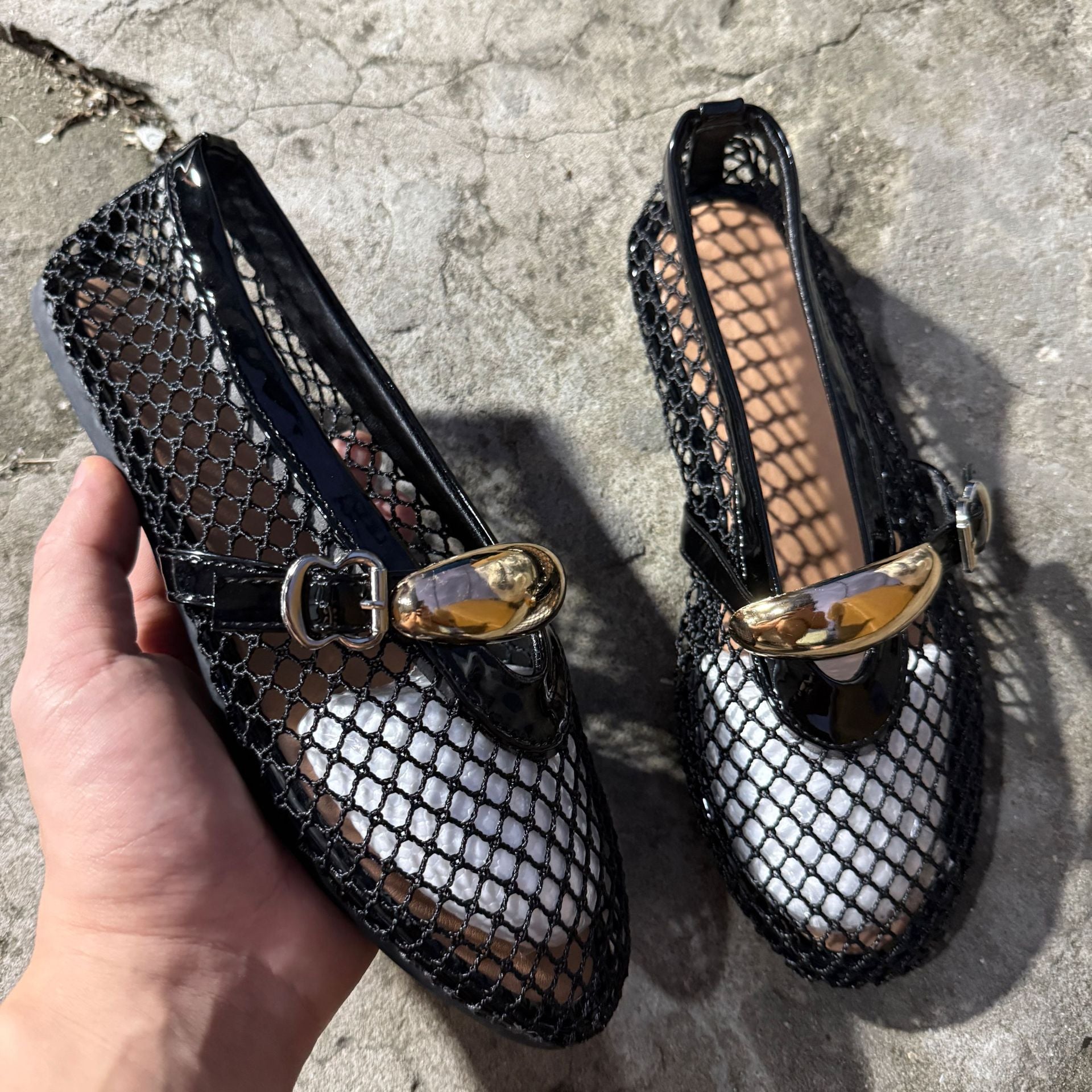 Round-toe Fishnet Hollow-out Ballet Flats Fashionable And Flat