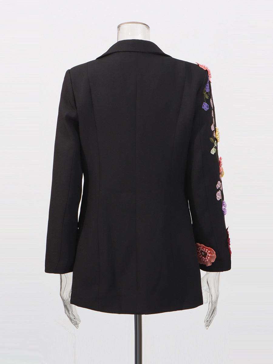 Elegantes blazers con bordados florales tridimensionales