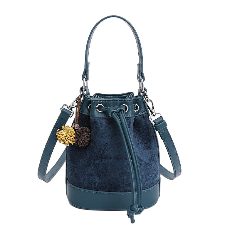 Bolso tipo cubo con asa de cordón para mujer