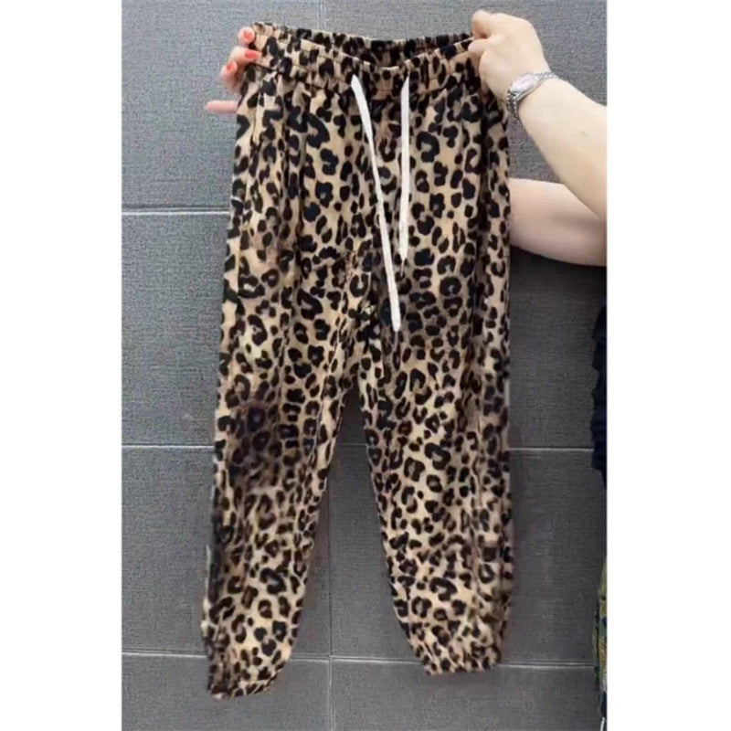 Nuevos pantalones de verano con estampado de leopardo y seda helada