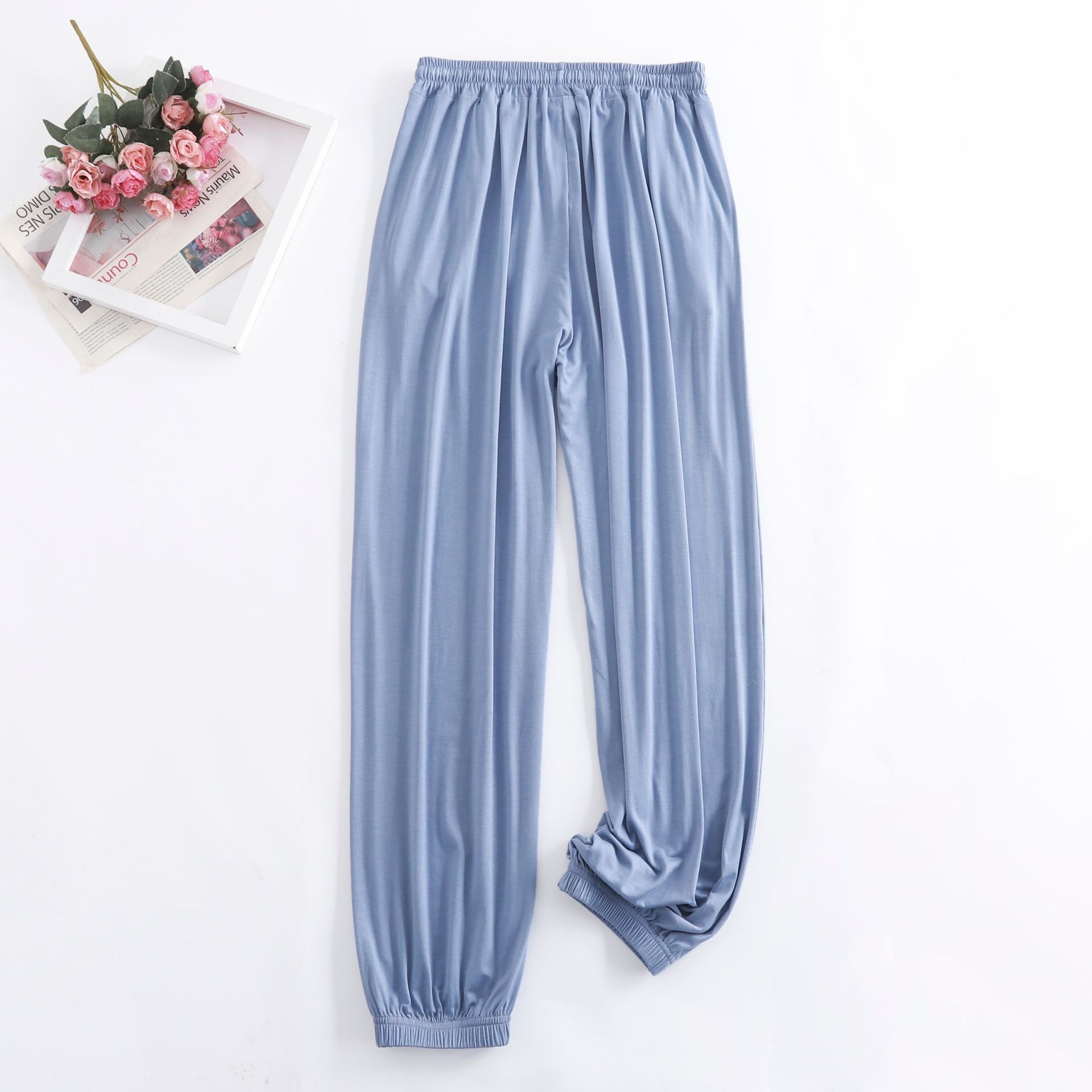 Womens High-waisted Draping Sweatpants For A Slimming Casual Look
