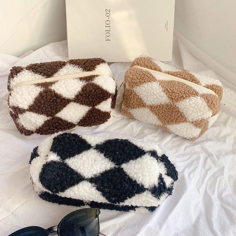 Estuche para lápices de felpa a cuadros con diseño de nicho, bolsa de almacenamiento de gran capacidad