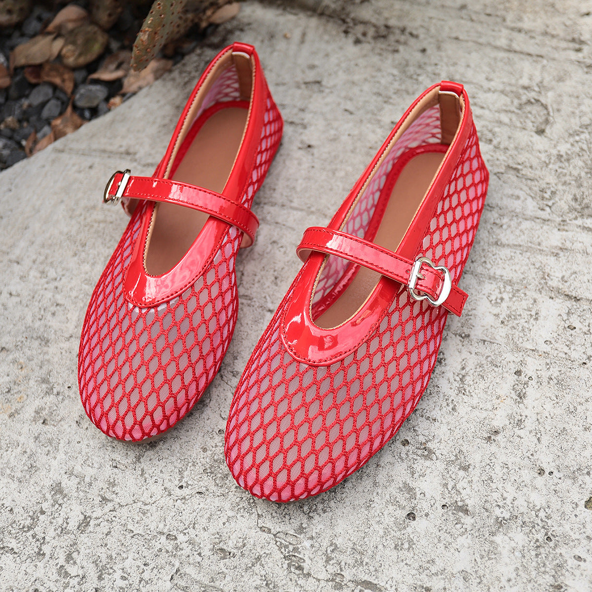 Round-toe Fishnet Hollow-out Ballet Flats Fashionable And Flat