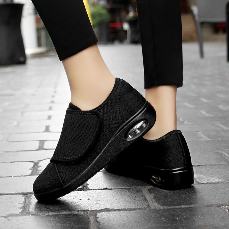 Zapatillas deportivas de malla transpirable, antideslizantes y resistentes al desgaste con velcro para personas de mediana edad y mayores.