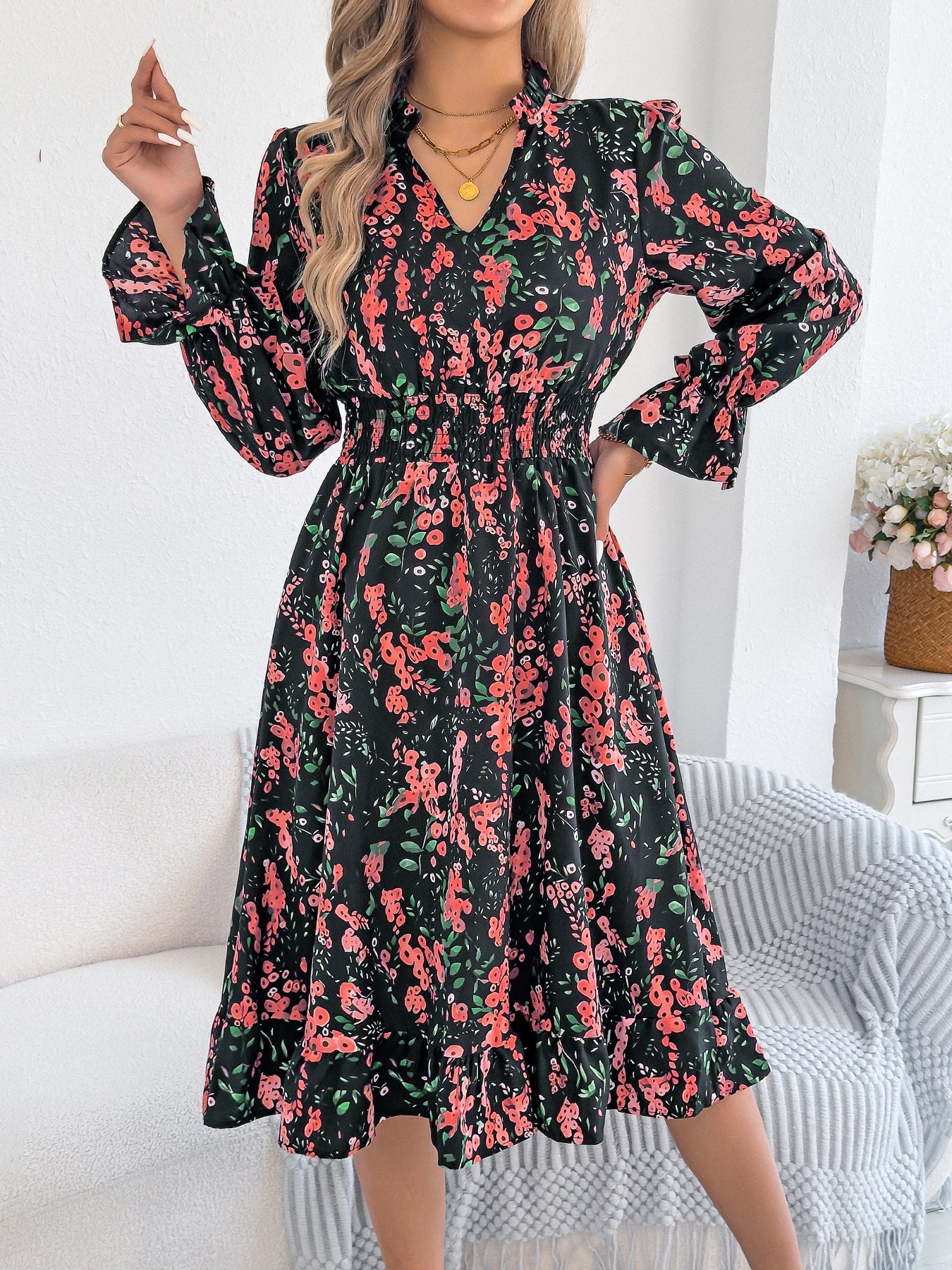 Vestido informal de corte A con estampado floral, mangas acampanadas y cintura anudada para mujer