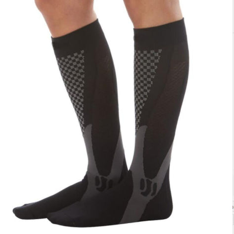 Calcetines de compresión para hombre y mujer. El mejor ajuste deportivo graduado para correr, viajar, volar, aumentar la resistencia, la circulación y la recuperación.