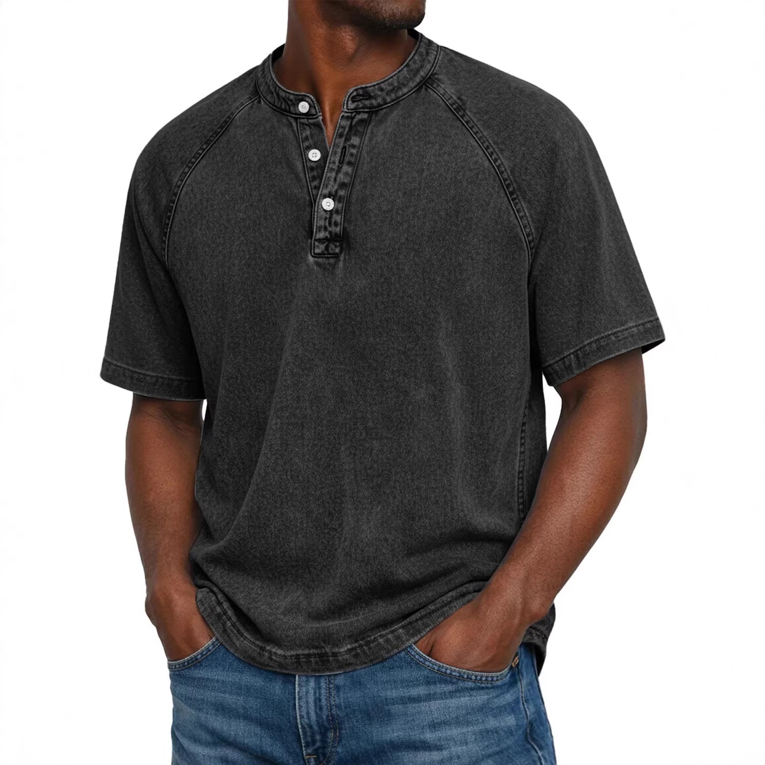 Camiseta de manga corta con cuello redondo desgastado