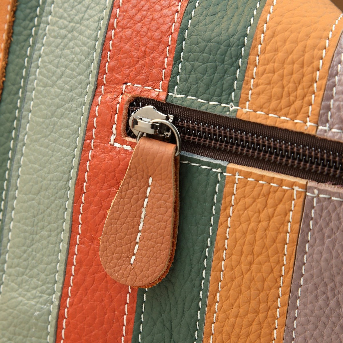 Bolso de hombro colorido con diseño de patchwork de cuero y cuadrícula geométrica