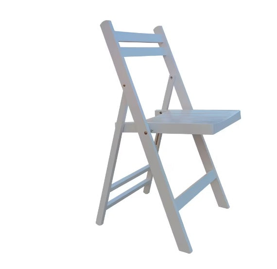 Sillas plegables de madera con listones para eventos especiales