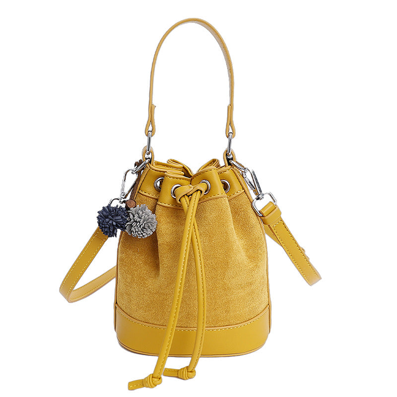 Bolso tipo cubo con asa de cordón para mujer