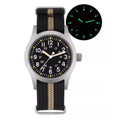 Reloj militar retro con segundero de cuarzo