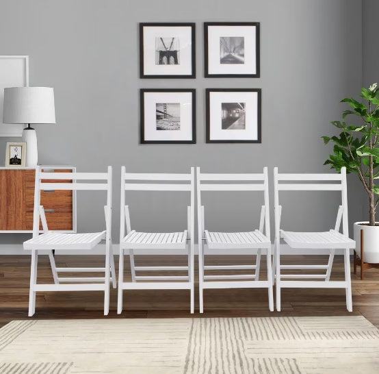 Sillas plegables de madera con listones para eventos especiales