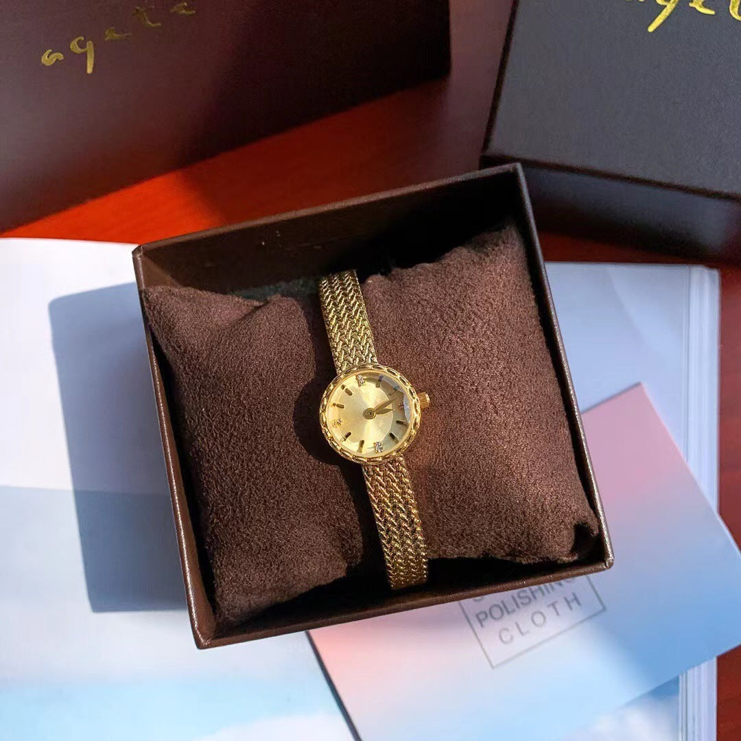 Reloj cuadrado vintage para mujer: un delicado diseño mini cuadrado con motivo de gavilla de trigo.