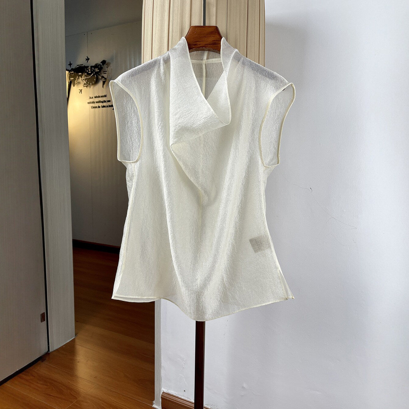 Micro-see-through Sleeveless Blouse Womens Loose-fit Boat-neck Top