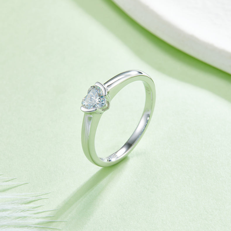 Heart-shaped Moissanite Set With Top-quality Moissanite Luxury And Fashionable Light Luxury Jewelry Silver Ring S925 Silver-plated Platinum