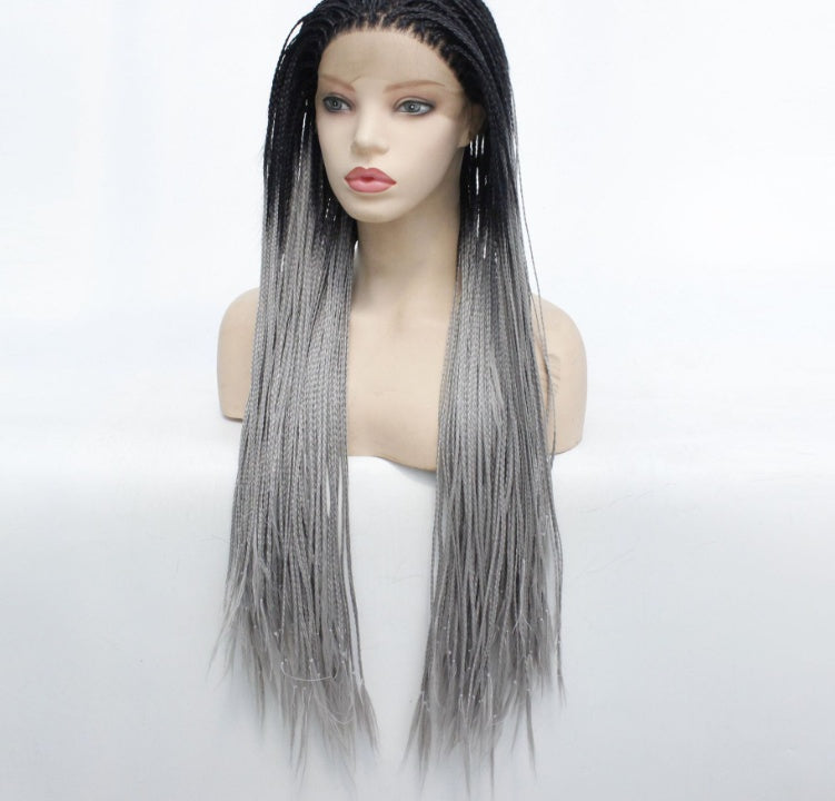 Tocado trenzado gris de triple hebra con efecto sucio