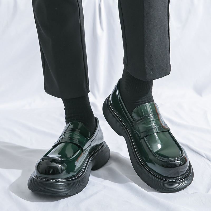 Zapatos formales de cuero brillante con aumento de altura, estilo británico